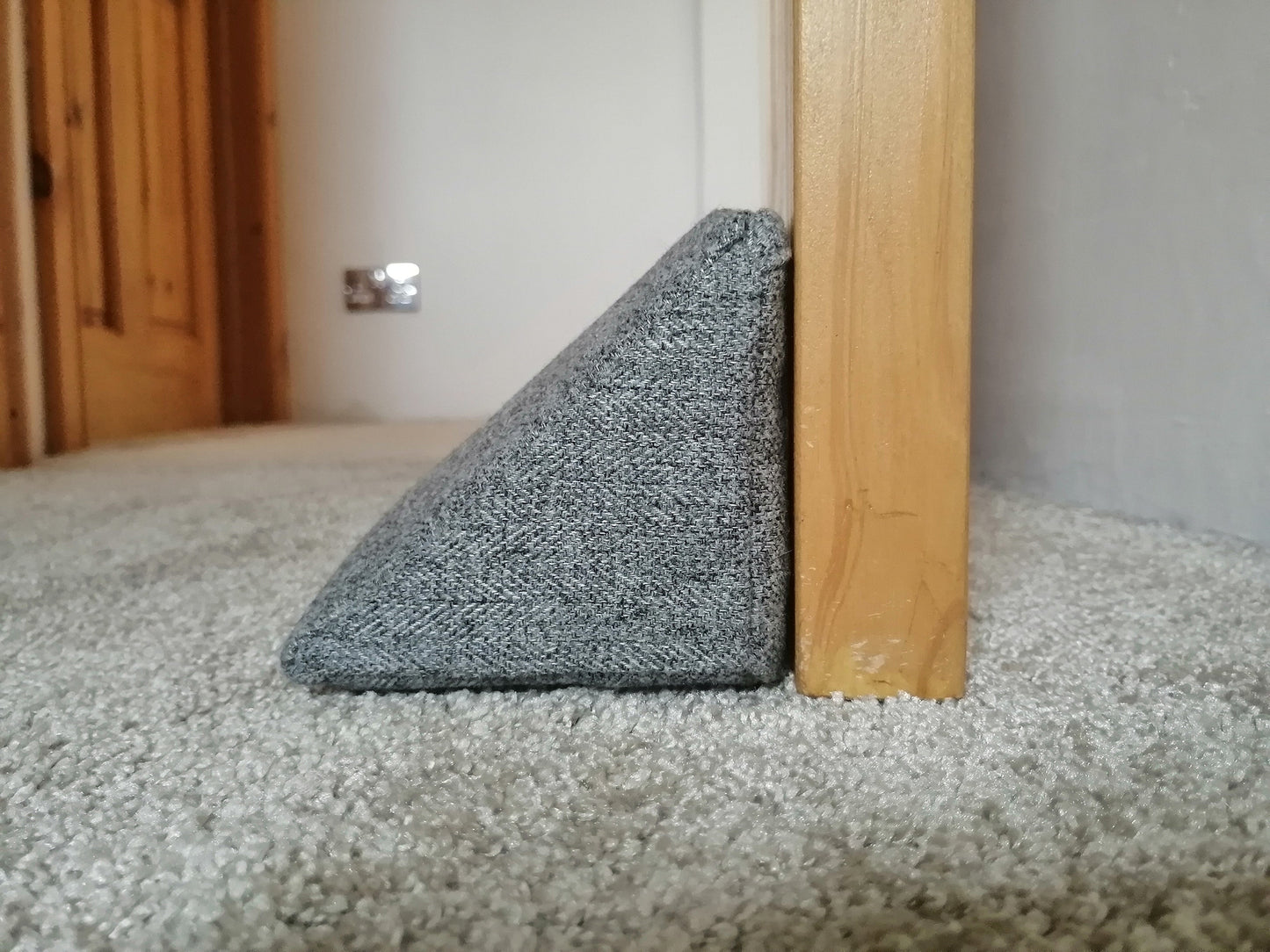 EXTRA THICK Draught Excluder Triangular® | Heavy, Hookable