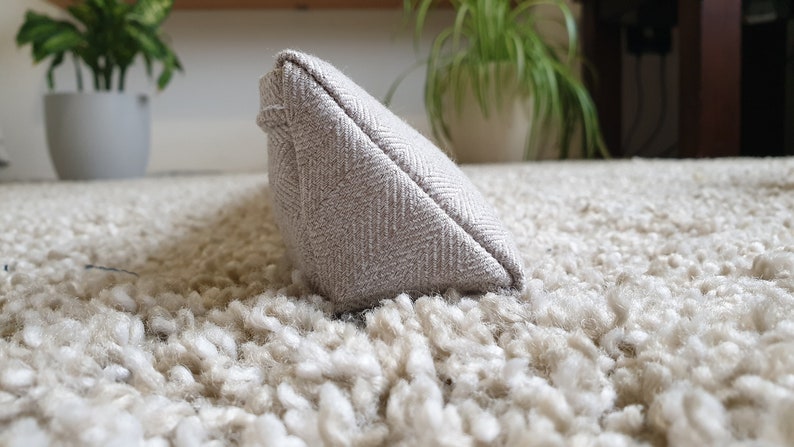 Triangular® Draught Excluder    Washable     Heavy Attachable       Herringbone Cream